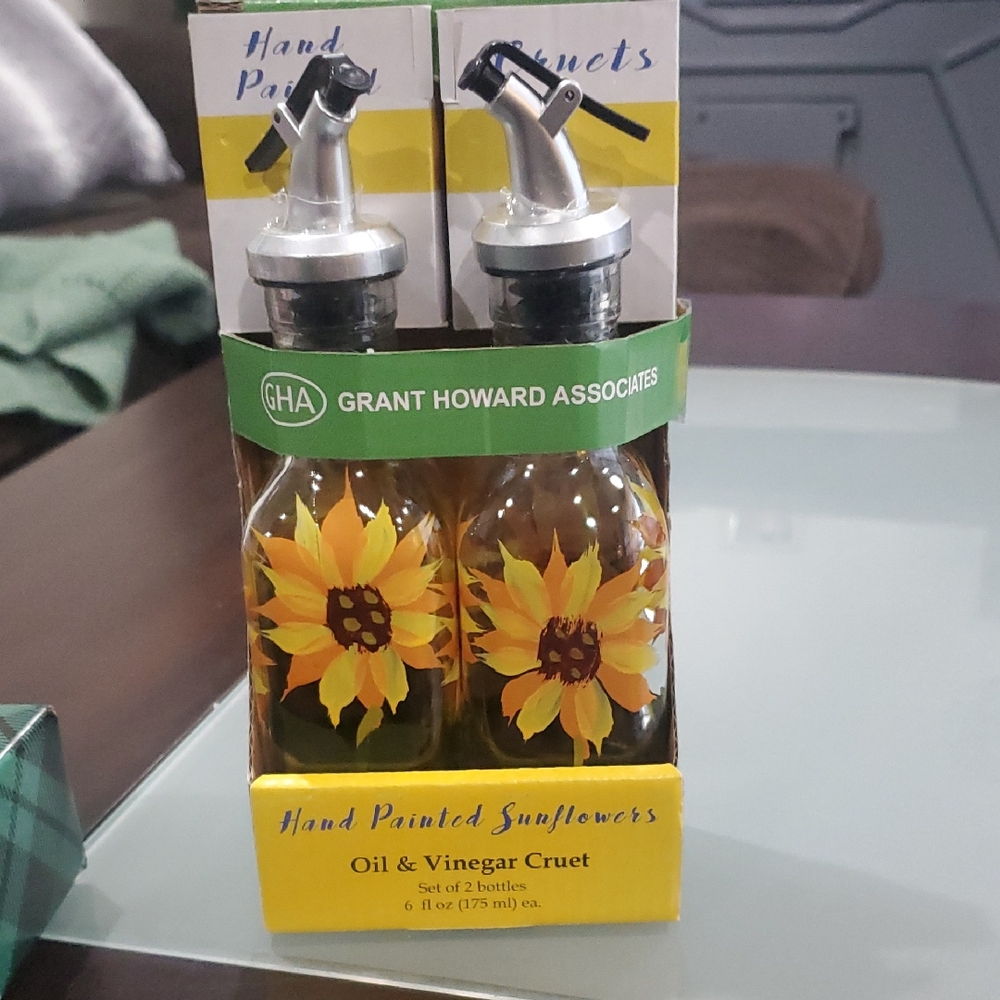 Sunflower Oil & Vinegar Cruet Set